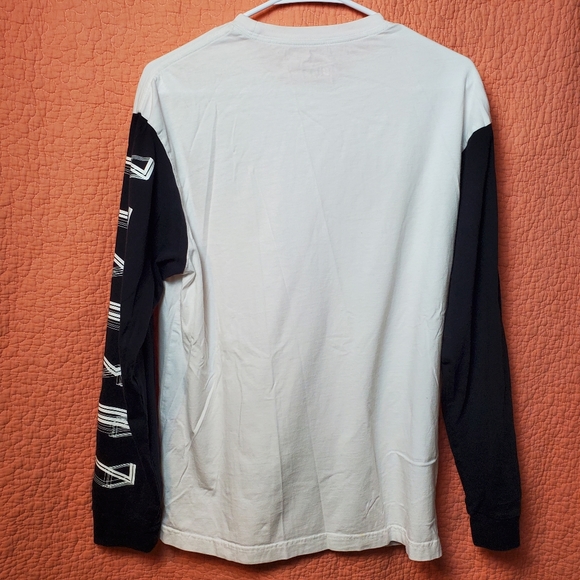 Air Jordan Legacy AJ11 Long Sleeve Shirt Small Jumpman - Picture 6 of 6